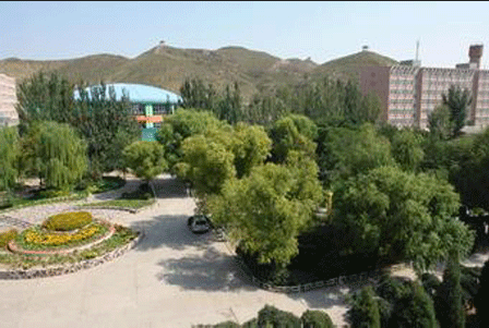 南陽市體育運(yùn)動學(xué)校