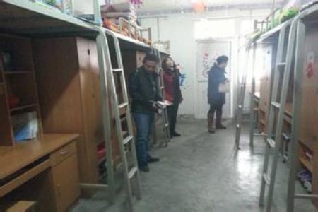 漯河衛(wèi)生職業(yè)中等專業(yè)學(xué)校宿舍環(huán)境