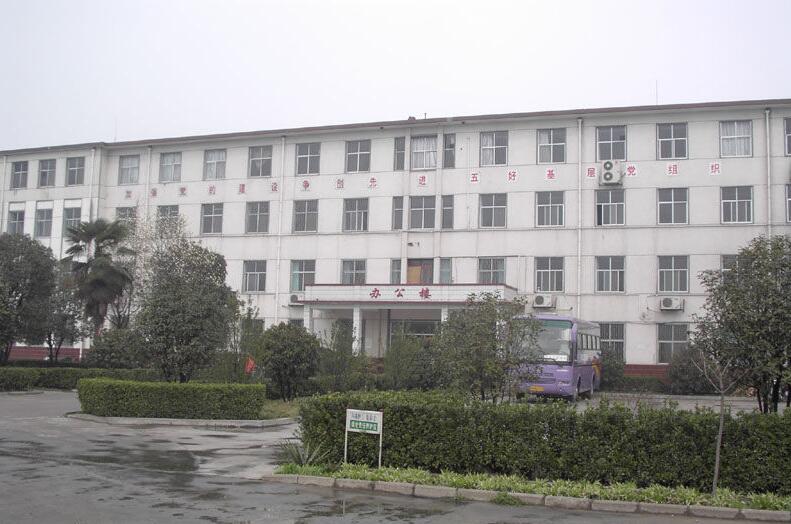 許昌衛(wèi)生學(xué)校校園環(huán)境